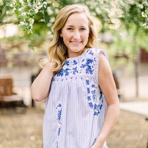 Meet your Posher, Hollis